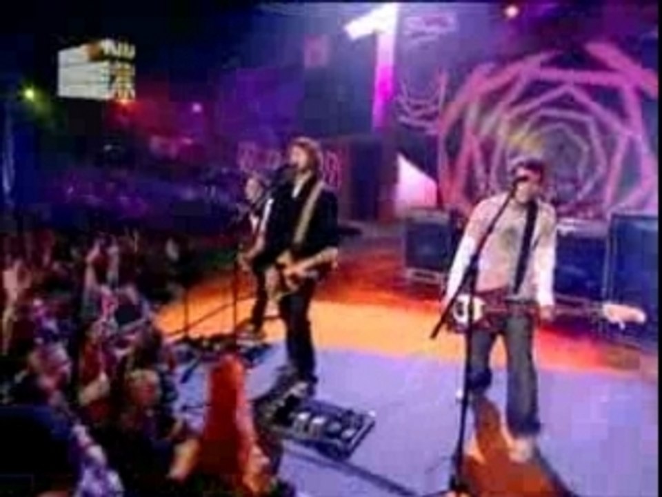 McFLY - UK Kids Choice Awards - 27.10.2007 (Clip 08)