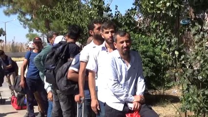 40 Dereceyi Aşan Sıcakta Suriyeliler'in Bayram Dönüşü Sürüyor