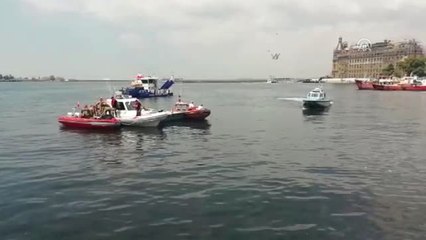 Kadıköy'de Denize Düşen Kişi Kayboldu