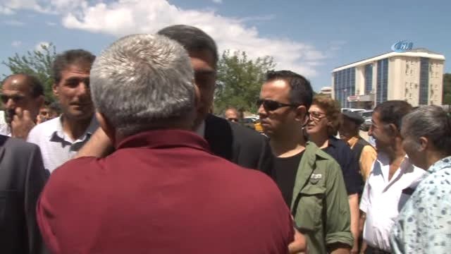 Milletvekili Erol Mazbatasını Aldı