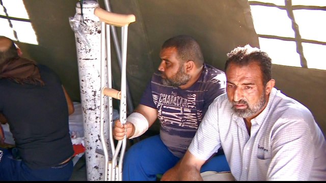 Thousands of Displaced Syrians stranded at Syria-Jordan border