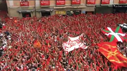 Un chupinazo sin ikurriña y a cargo de un grupo con síndrome de Down abre los Sanfermines 2018