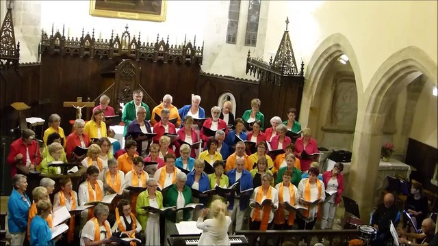 HEGOAK par La Chorale Chanlibre de Millau et La Chorale des Deux Monts de Vezins de Lévézou