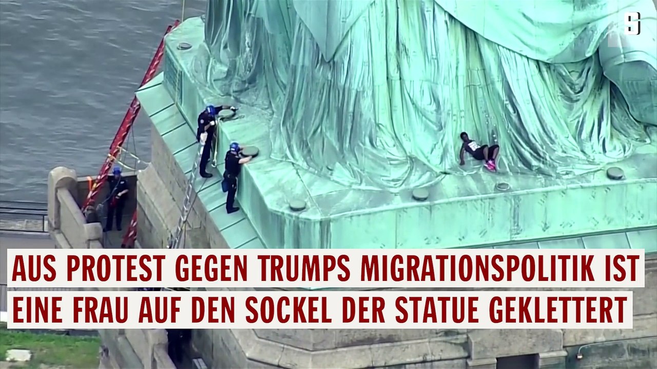 New york freiheitsstatue nach protestaktion geräumt