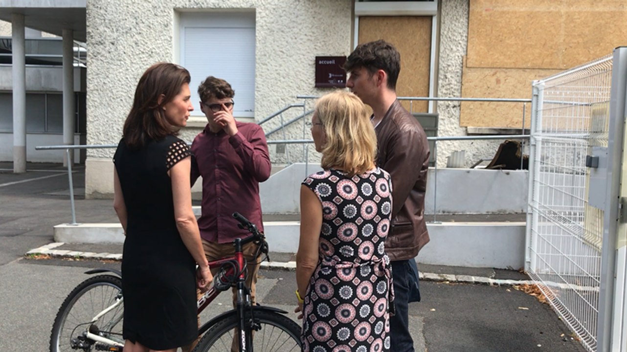 Christelle Morançais la présidente de région, au lycée Léonard de Vinci touché par les flammes