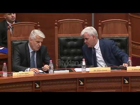 75 vota pro shembjes se teatrit, opozita nuk merr pjese