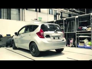 Nissan Intelligent Self Cleaning Camera | AutoMotoTV