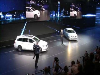 VW Fireworks of Innovations Paris Motor Show 2010