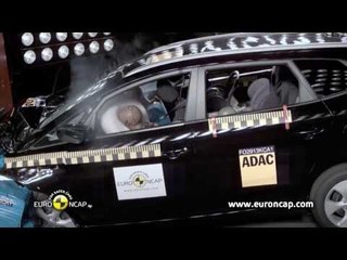 Kia Carens Crash Test 2013 | AutoMotoTV