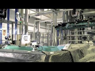 BMW Lightweight for a Dynamics Experience | AutoMotoTV
