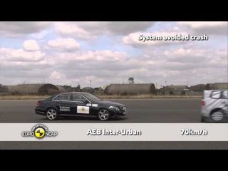 Mercedes-Benz E-Class - AEB Tests 2013 | AutoMotoTV