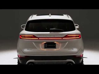2015 Lincoln MKC Walkaround | AutoMotoTV