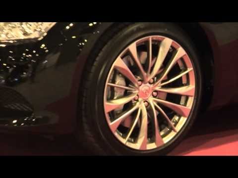 Infiniti G37 Cabrio at Madrid Motor Days 2013 | AutoMotoTV