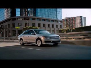 2014 VW Passat Driving Scenes | AutoMotoTV