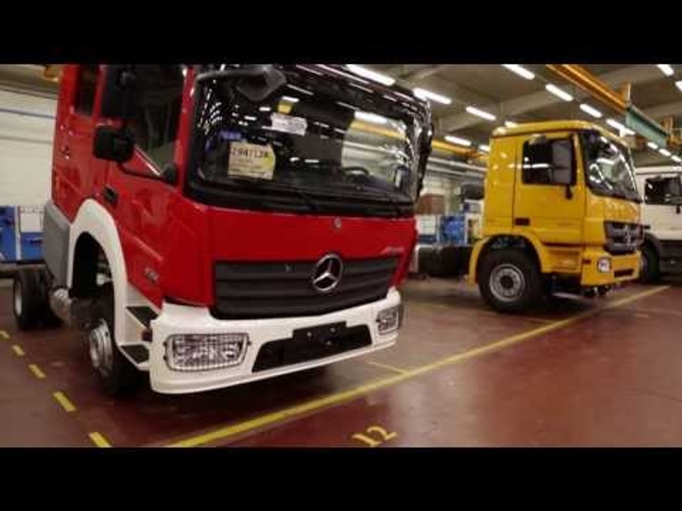 Mercedes-Benz Commercial Vehicles - Studio 1 - Atego crew-cab | AutoMotoTV