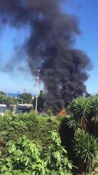 Incendie sur le parking de l'école Jacques Boissier à Antibes