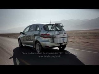 Mercedes-Benz B-Class F-CELL - Into the desert serves as water supply | AutoMotoTV