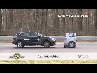 Nissan Qashqai - AEB Test 2014 | AutoMotoTV