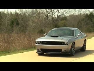 2015 Dodge Challenger 392 HEMI Scat Pack Shaker | AutoMotoTV