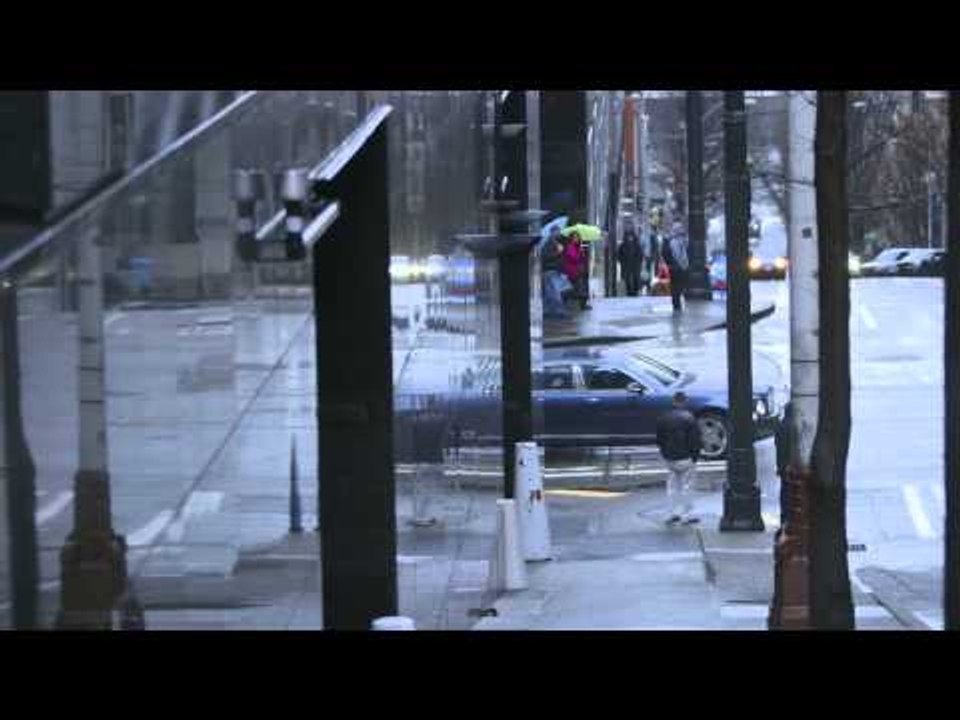 Bentley Mulsanne Visionaries - The Future of Aesthetics with Dale Chihuly | AutoMotoTV