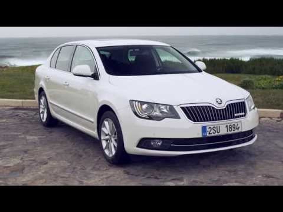 Skoda Superb GreenLine Preview | AutoMotoTV
