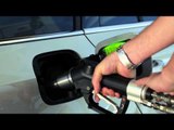 Skoda Octavia Combi G-TEC Charging Demo | AutoMotoTV