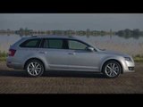 Skoda Octavia Combi G-TEC Preview | AutoMotoTV