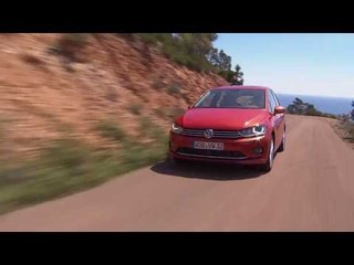 Volkswagen Golf Sportsvan Preview | AutoMotoTV