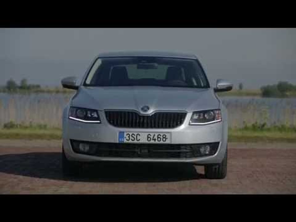 Skoda Octavia G-TEC Preview | AutoMotoTV
