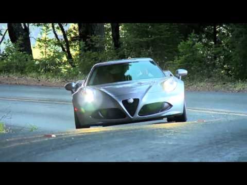 Alfa Romeo 4C Trailer | AutoMotoTV