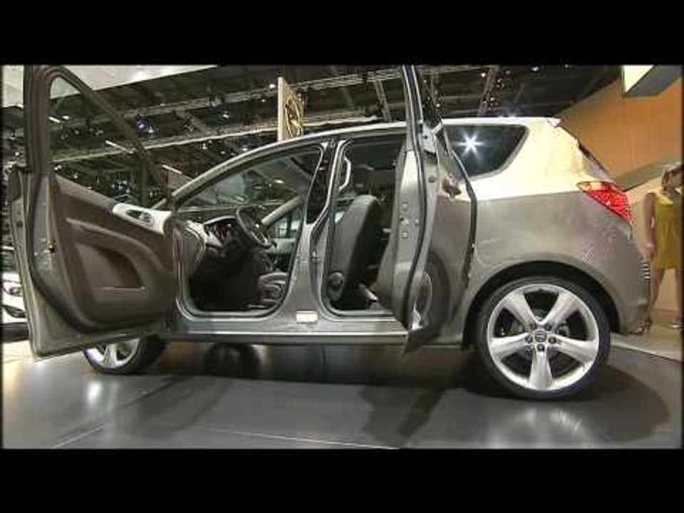 Opel Vauxhall at Geneva Motor Show 2010