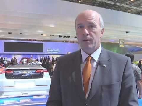 Carl Peter Forster - Paris Motor Show 2008