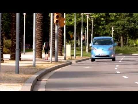 Nissan e-NV200 Evalia Driving Video | AutoMotoTV