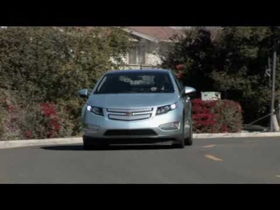 Chevrolet Volt Wins North American Car of the Year Award at NAIAS 2011 part 2