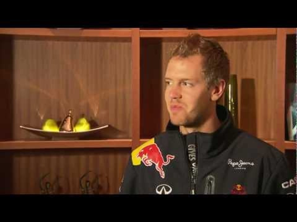 Formula 1 2011   Red Bull Racing   Post Race Interview Japan   Vettel, Horner, Newey