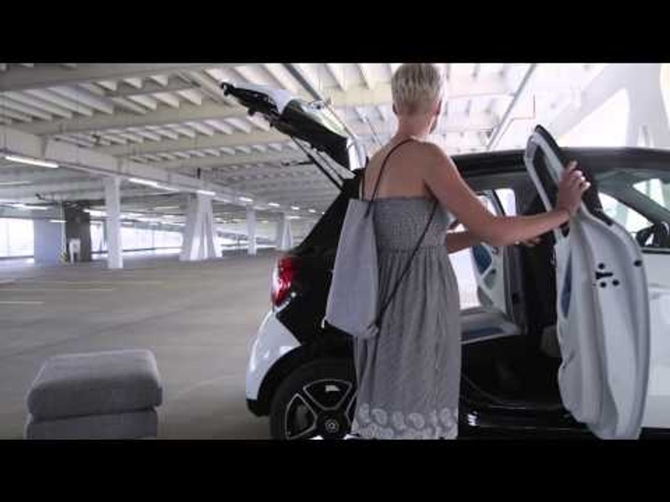 Smart Forfour Preview | AutoMotoTV
