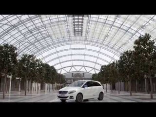 Video herunterladen: Mercedes-Benz B-Class Electric Drive - Preview Trailer | AutoMotoTV