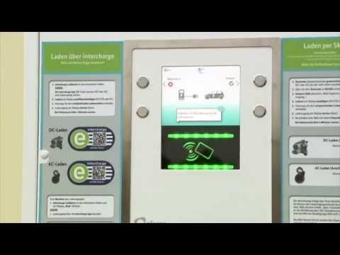 BMW i3 - Quick Charger Ingolstadt Village | AutoMotoTV