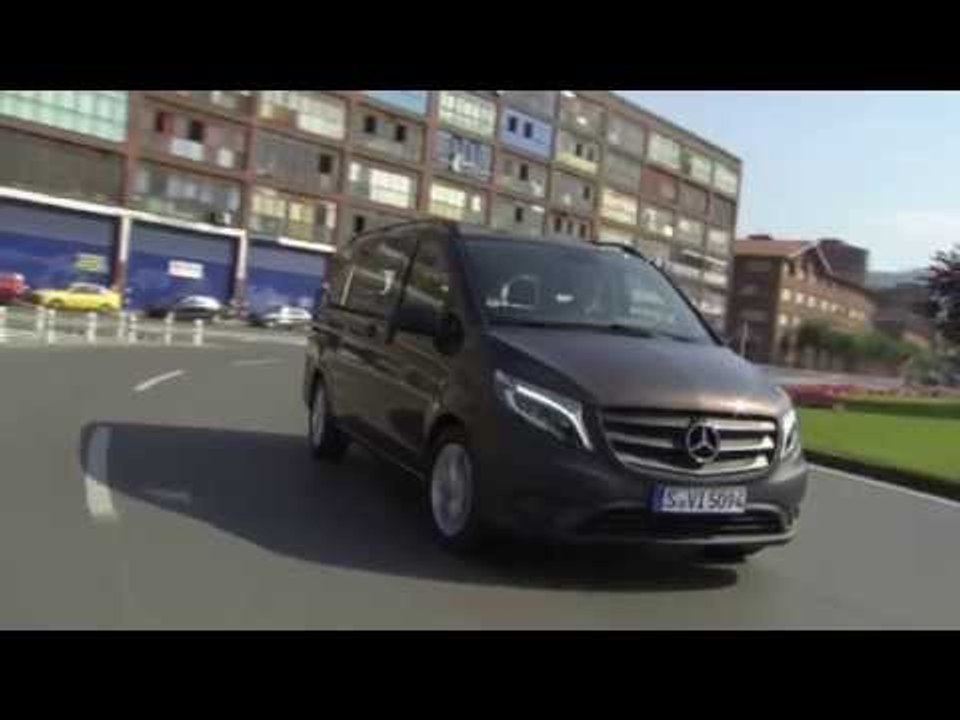 Mercedes-Benz Vito Tourer PRO 116 CDI Driving Video | AutoMotoTV