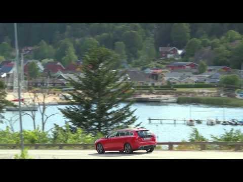 2015 Volvo V60 Driving Video Trailer | AutoMotoTV