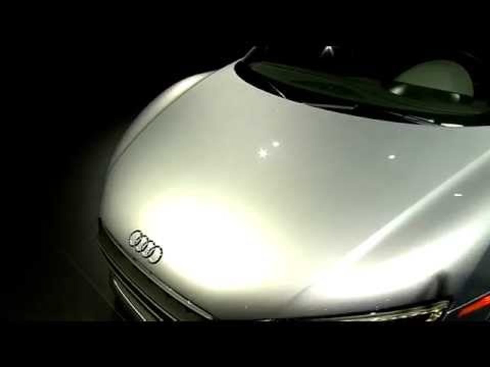 2015 Audi R8 Competition Reveal in 2014 L.A. Auto Show | AutoMotoTV