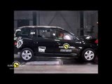 Dacia Logan MCV - Crash Tests 2014 | AutoMotoTV