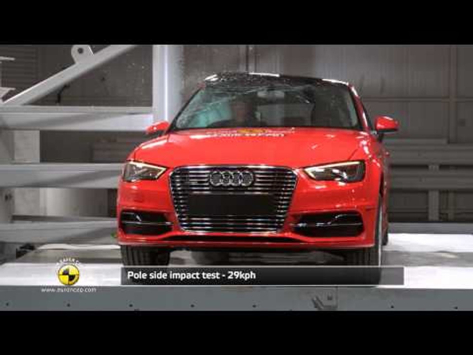Audi A3 Sportback e-tron - Crash Tests 2014 | AutoMotoTV