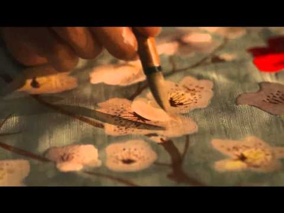 ROLLS-ROYCE BESPOKE SERENITY PHANTOM EXTENDED WHEELBASE - Silk Fabric Hand Painting | AutoMotoTV