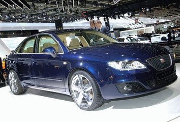 Paris Motor Show 2008 The new Seat Exeo (by UPTV)