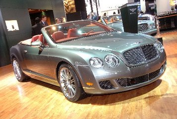 Detroit Motor Show 2009 Highlights (by UPTV)