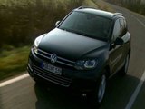 Volkswagen Touareg - Driving scenes