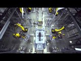 Porsche Macan S Production Leipzig - Body Shop | AutoMotoTV