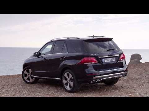 Mercedes Benz GLE 250d 4MATIC Exterior Design - Auto Shanghai 2015 | AutoMotoTV