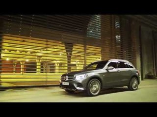 Download Video: Mercedes-Benz GLC 350e 4MAITC - Driving Video City | AutoMotoTV